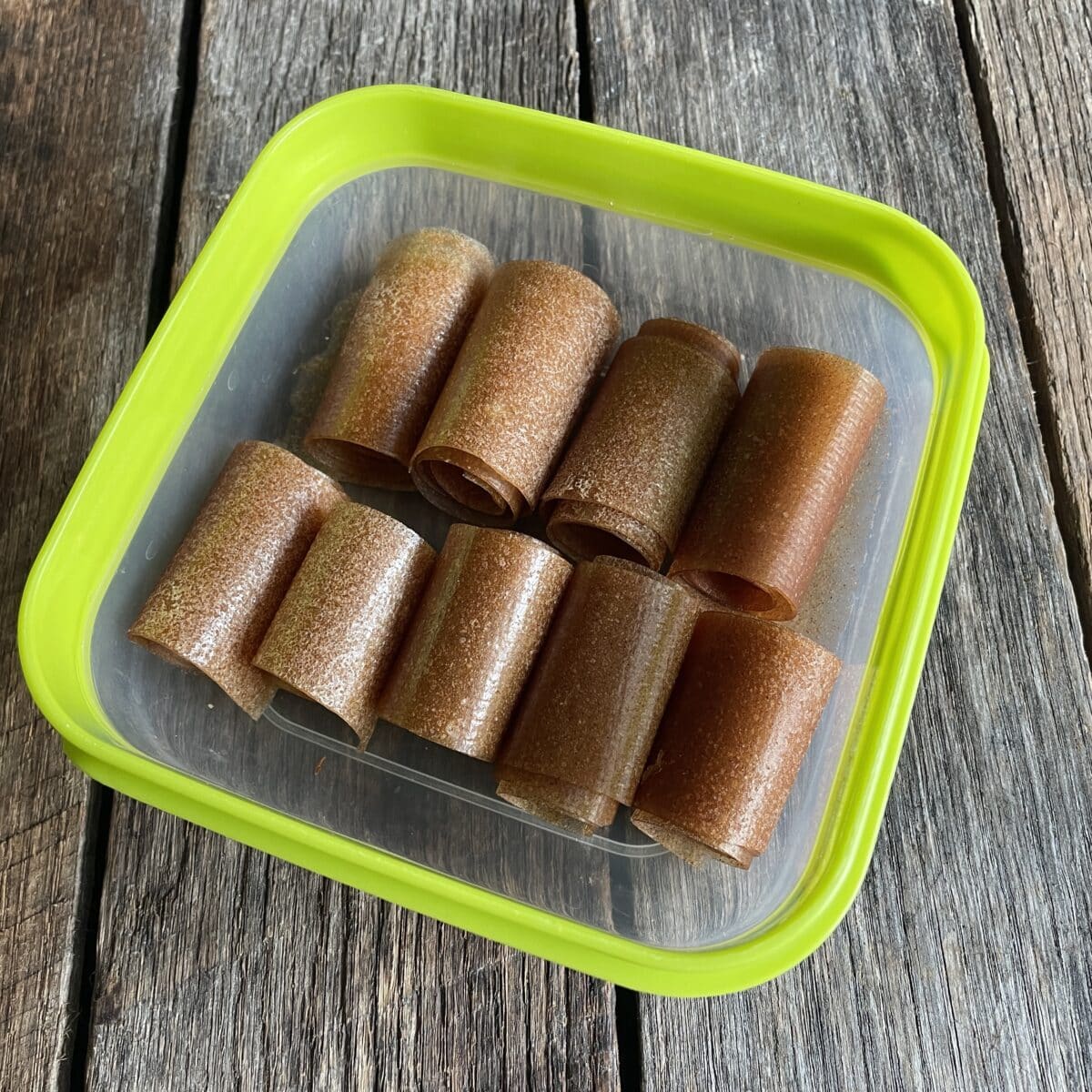 Homemade Apple Cinnamon Fruit Leather